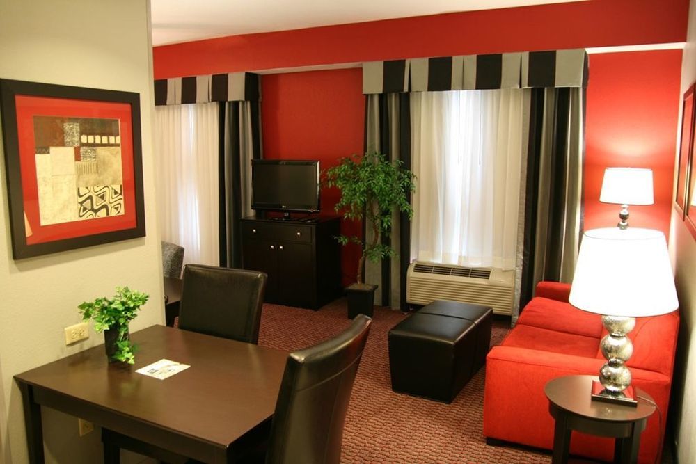 Homewood Suites By Hilton Leesburg Bilik gambar